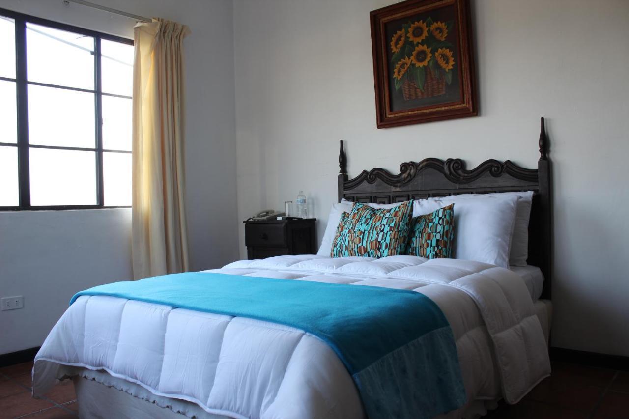 Hotel Villa Antigua San Salvador Ngoại thất bức ảnh